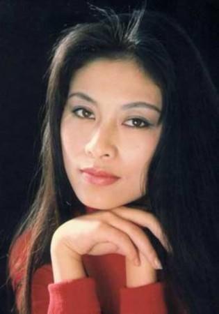 岳红女儿当场爆料视频,岳红女儿现场揭露惊人真相! 第1张 岳红女儿当场爆料视频,岳红女儿现场揭露惊人真相! 第1张